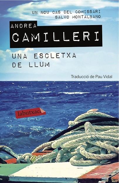 UNA ESCLETXA DE LLUM | 9788416334889 | ANDREA CAMILLERI | Llibreria Online de Banyoles | Comprar llibres en català i castellà online