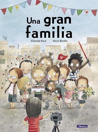 UNA GRAN FAMILIA (CASTELLÀ) | 9788448852542 | ROCA, ELISENDA/BONILLA, ROCIO | Llibreria Online de Banyoles | Comprar llibres en català i castellà online