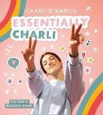 ESSENTIALY CHARLI | 9780755502332 | D'AMELIO, CHARLI | Llibreria Online de Banyoles | Comprar llibres en català i castellà online