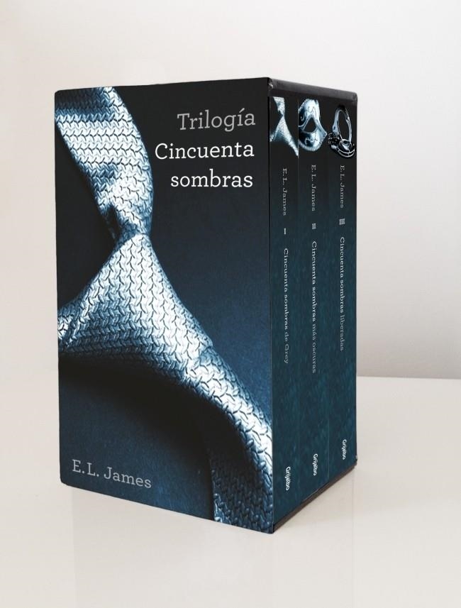 ESTUCHE TRILOGÍA CINCUENTA SOMBRAS | 9788425349980 | E.L.JAMES | Llibreria L'Altell - Llibreria Online de Banyoles | Comprar llibres en català i castellà online - Llibreria de Girona