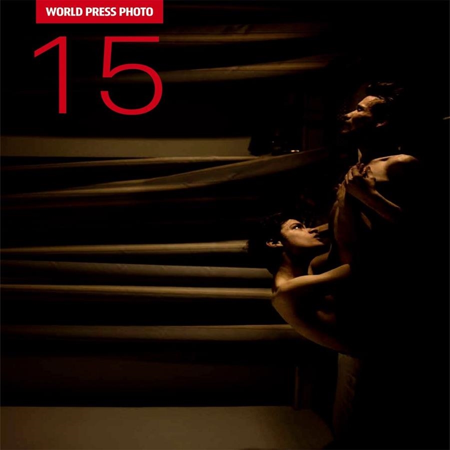 WORLD PRESS PHOTO 15 | 9788498018325 | WORLD PRESS PHOTO | Llibreria L'Altell - Llibreria Online de Banyoles | Comprar llibres en català i castellà online - Llibreria de Girona