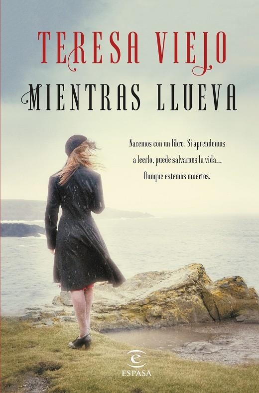 MIENTRAS LLUEVA | 9788467044720 | VIEJO, TERESA | Llibreria L'Altell - Llibreria Online de Banyoles | Comprar llibres en català i castellà online - Llibreria de Girona