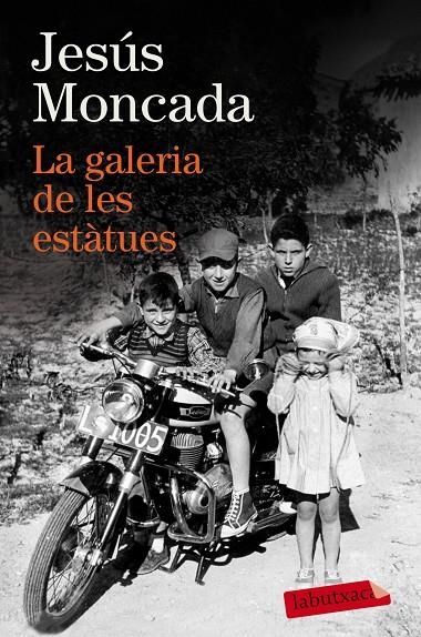 GALERIA DE LES ESTÀTUES, LA | 9788416600533 | JESÚS MONCADA | Llibreria L'Altell - Llibreria Online de Banyoles | Comprar llibres en català i castellà online - Llibreria de Girona