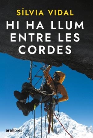 HI HA LLUM ENTRE LES CORDES | 9788411731270 | VIDAL MARTÍ, SÍLVIA | Llibreria L'Altell - Llibreria Online de Banyoles | Comprar llibres en català i castellà online - Llibreria de Girona