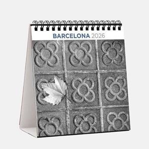 CALENDARI 2026 SOBRE TAULA 14X15 BARCELONA BLACK AND WHITE | 8424455260628 | AA.VV. | Llibreria L'Altell - Llibreria Online de Banyoles | Comprar llibres en català i castellà online - Llibreria de Girona