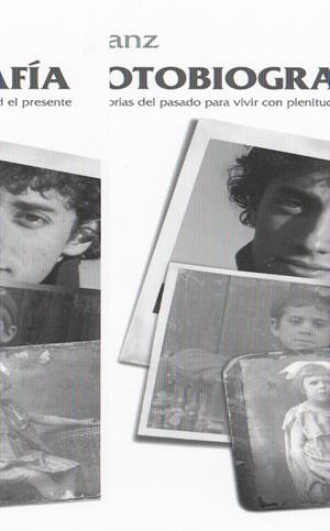 FOTOBIOGRAFIA, LA | 9788472456754 | SANZ, FINA | Llibreria L'Altell - Llibreria Online de Banyoles | Comprar llibres en català i castellà online - Llibreria de Girona