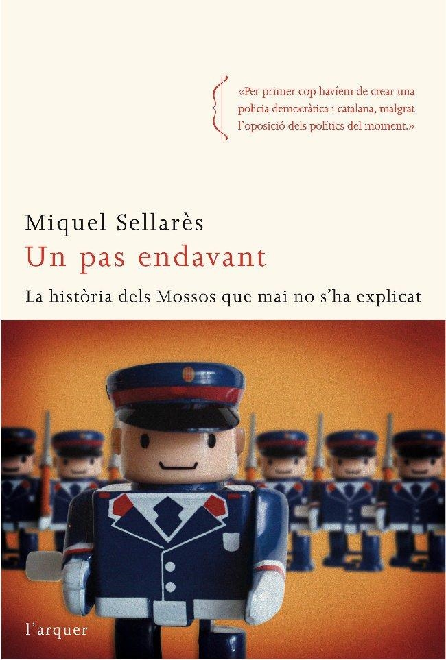 UN PAS ENDAVANT | 9788496499973 | SELLARÉS, MIQUEL | Llibreria L'Altell - Llibreria Online de Banyoles | Comprar llibres en català i castellà online - Llibreria de Girona