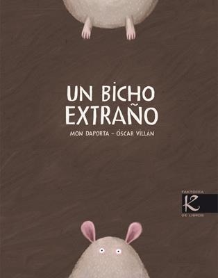 BICHO EXTRAÑO, UN | 9788496957671 | DAPORTA, MON /VILLAN, OSCAR | Llibreria L'Altell - Llibreria Online de Banyoles | Comprar llibres en català i castellà online - Llibreria de Girona